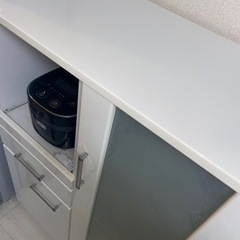 ※11月末まで掲載※【ニトリ】炊飯器置き付き食器棚の画像