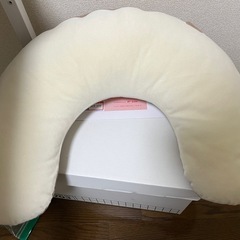 エールベベの授乳クッション の画像