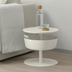 IKEA サイドテーブルの画像
