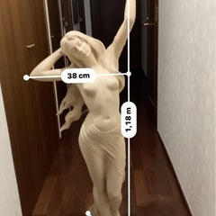 イタリア製女神像の画像