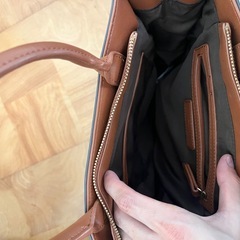 VALENTINO ショルダーバッグ ブラウンの画像