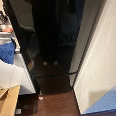 一人暮らし用のテレビ、洗濯機、冷蔵庫の画像