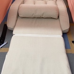 フルフラット1人用ソファ（全部で6つ）の画像