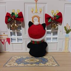 クリスマスイメージの黒猫ちゃん　　羊毛の画像