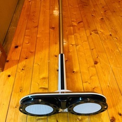 〈美品〉シーシーピー 充電式 コードレス回転モップクリーナー 【本体のみ】の画像