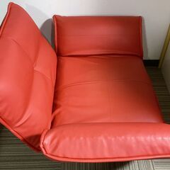 M615 セルタンリクライニング1人掛けソファ カウチソファ  PVCレッド 美品の画像