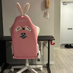 【美品　新古品　配送費込価格‼️】AutoFull可愛いうさ耳ゲーミングチェア＆デスクの画像