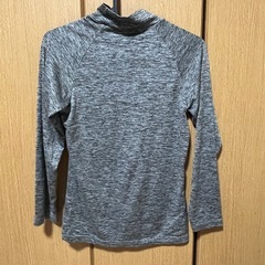 ハイネック　長袖の画像
