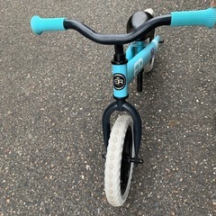 ストライダー　足蹴りバイク　　キックバイクの画像