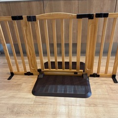 ベビーゲートガード　日本の育児　自立式　の画像
