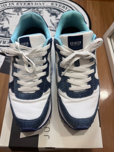 スニーカーW6YZ×リサウンドコラボスニーカー
