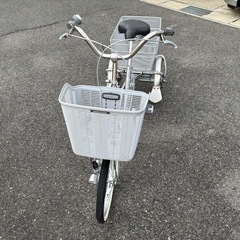 ブリヂストンの三輪自転車「ブリヂストンワゴン（BW13）の画像
