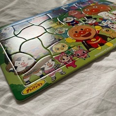【ほぼ新品】アンパンマンパズル 30ピースの画像