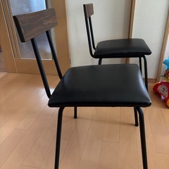 いす ケルト モダンの画像