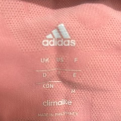 まとめ売り中　adidasヨガウェアの画像