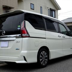 即乗りＯＫ セレナハイブリッド ハイウェイスター エマージェンシーブレーキ ナビ フルセグTV Bluetooth フリップダウンモニター アラウンドビューモニター 両側パワスラ インテリキー クルコン LEDライト LEDフォグ ETCの画像