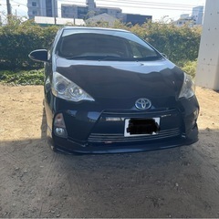 toyota aqua hybridの画像