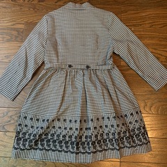 120cm*Tabatha Crayonのフォーマルワンピースの画像