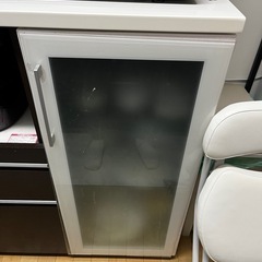 食器棚の画像