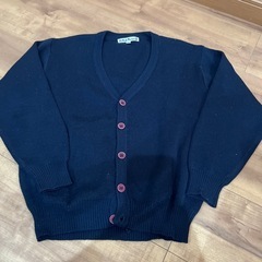 ①小学校　制服　カーディガンなどの画像