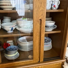 食器棚　木製　の画像