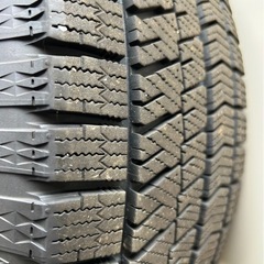 225/60R17 BLIZZAK VRX2  タイヤのみ４本セットの画像