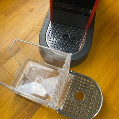 ネスプレッソ コーヒーメーカー C110 の画像