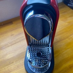 ネスプレッソ コーヒーメーカー C110 の画像