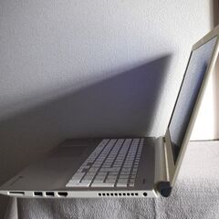 美品!!TOSHIBA定番Corei5最新Windows11メモリ4GB高速SSD240GBWifi接続可能カメラ内蔵の画像