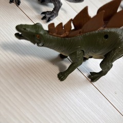 恐竜おもちゃの画像