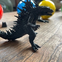 4 bandai ゴジラ ガシャポンの画像