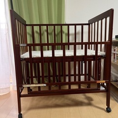 【取引中】ミニベビーベッド+敷布団の画像