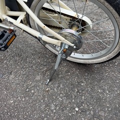 幼児車16インチ片足スタンドの画像