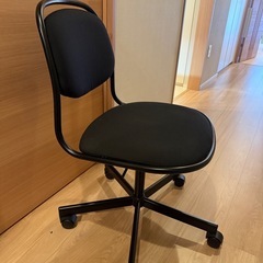 オフィスチェアの画像