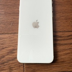 iPhone SE3 第3世代 ホワイト 64GBの画像