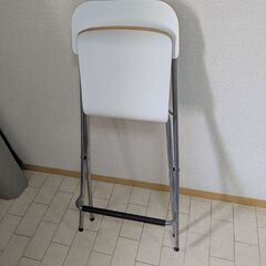 折りたたみチェアの画像