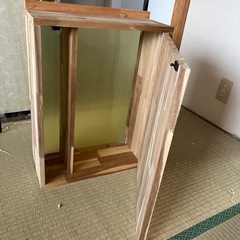 扉付き　棚の画像