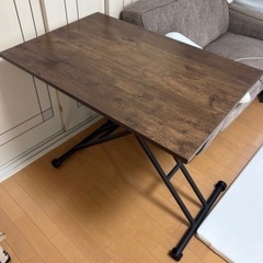 昇降式テーブルの画像