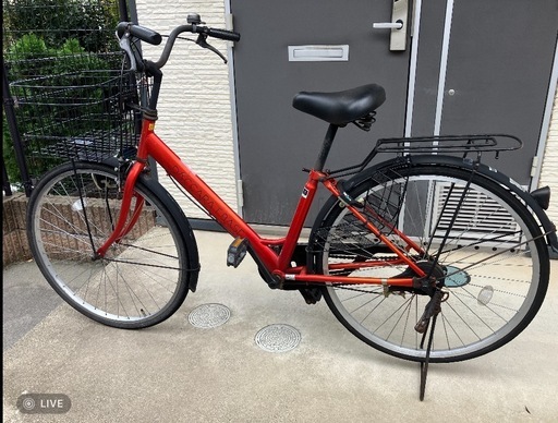 オレンジ色の自転車