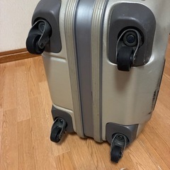 キャリーケースの画像
