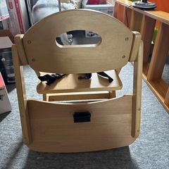 ベビーチェアの画像