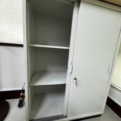 キャビネットの画像