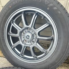 16インチ スタッドレス 山あり ダンロップ最上級 ウィンターマックス03 WM03 205/60R16 ノア ヴォクシー セレナ ステップワゴン プリウスα その他多数 美品ホイール付きの画像