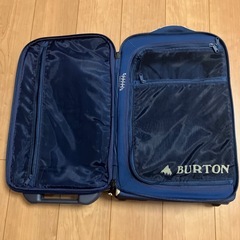BURTONのタイダイ柄キャリーの画像