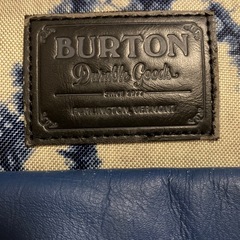 BURTONのタイダイ柄キャリーの画像