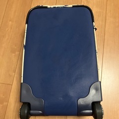 BURTONのタイダイ柄キャリーの画像
