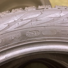 無料タイヤ　225/50R18【2421】の画像