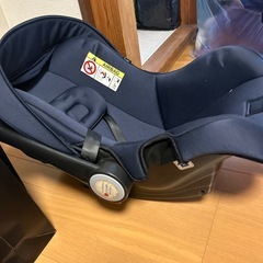 ベビーキャリー　チャイルドシートの画像