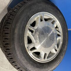 【人気】ヨコハマタイヤ GUARDEX スタッドレスタイヤ 215/65R15 日産純正ホイール 4本 現状品 早い者勝ち 引取歓迎 配送OKの画像