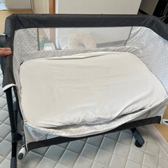 ベビーベッド 添い寝 折りたたみハイローベッド 高さ調節可能　グレー系の画像